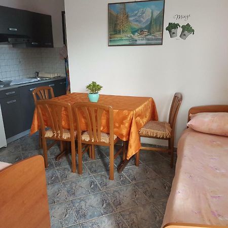 Apartman Edin Umag Luaran gambar